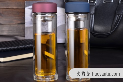 各种材质水杯的优缺点 六种常见水杯的优缺点玻璃杯最好