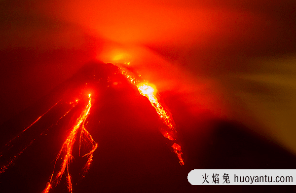 人掉进岩浆会剩下什么?火山爆发的十大危害与好处