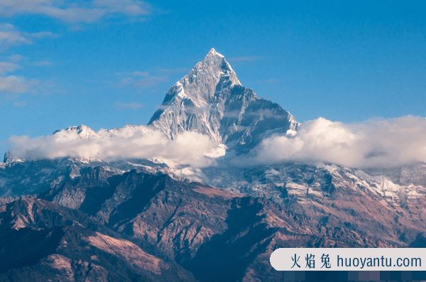 世界上最高的山:珠穆朗玛峰，高8844.43米(大地之母)