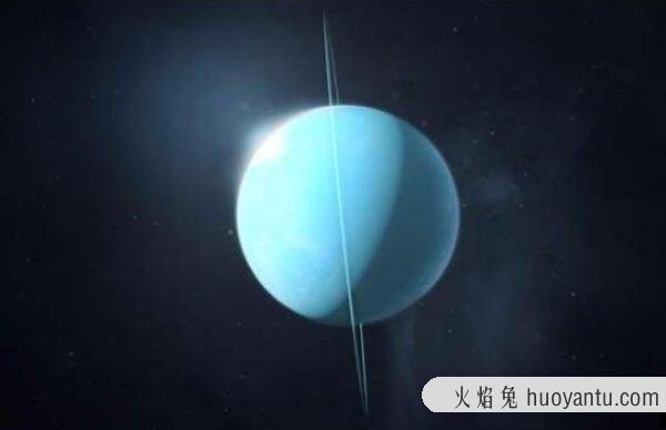 天王星自转周期是多少天，15.6小时（公转周期30685日）