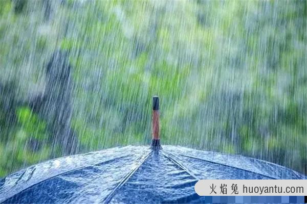 梅雨期是什么时候：六月至七月（持续一个月）