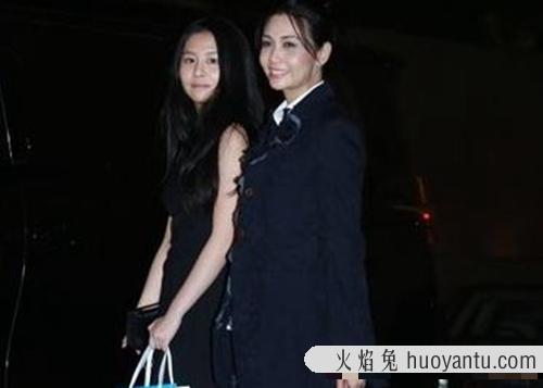 邱淑贞女儿照片或进军时尚圈？